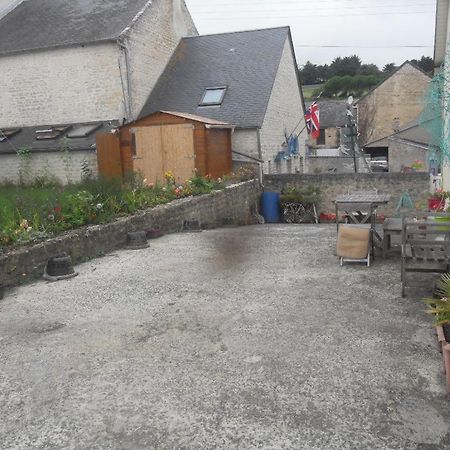 Gites De Mer Port-en-Bessin-Huppain Exteriör bild